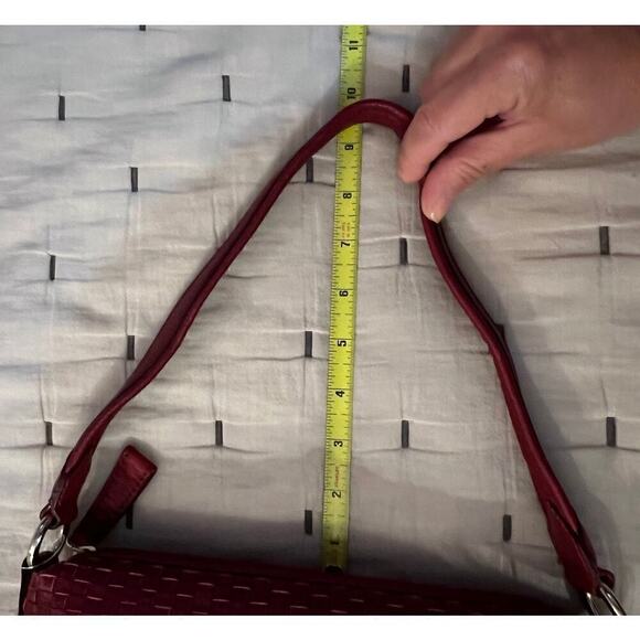 Elliot and Lucca Red Leather Weaved Bag - Picture 10 of 10